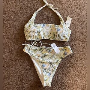 SOLD!Abercrombie & Fitch NWT Two Piece Swim Bralette Bikini top & cheeky bottoms